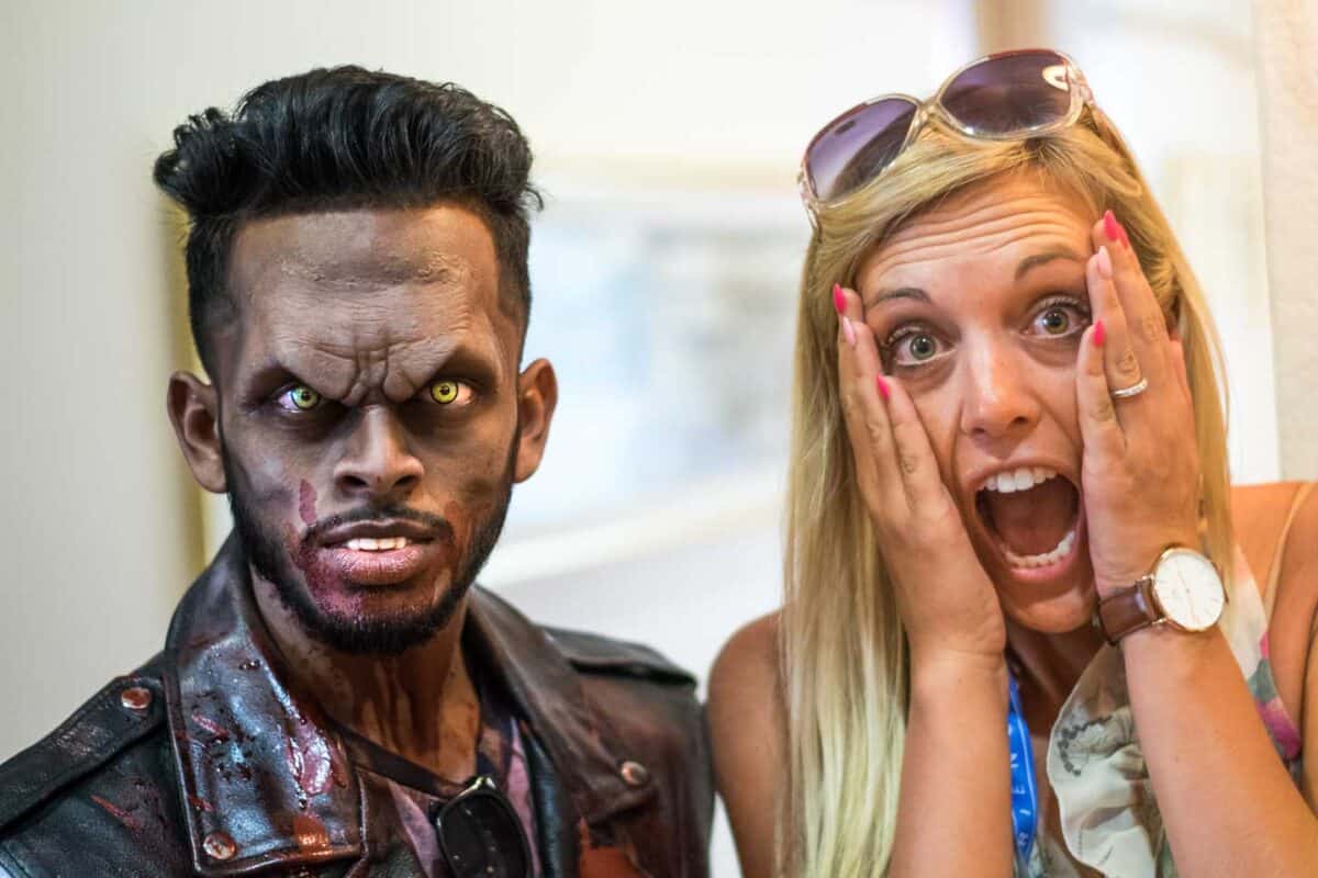 Tips & Tricks For Surviving HHN Orlando