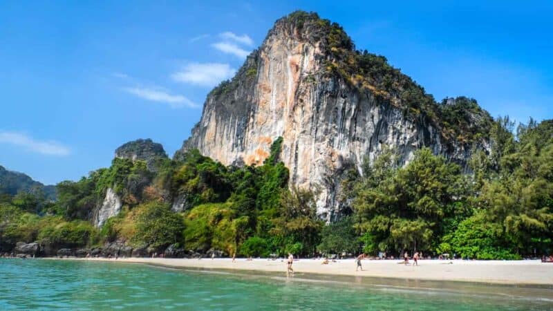 12 Top Tips & Things to do in Railay Beach Thailand