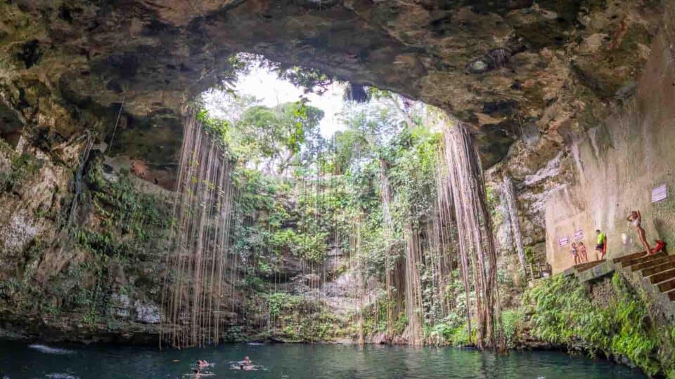 Ik Kil Cenote - Everything You Need To Know Before You Go!