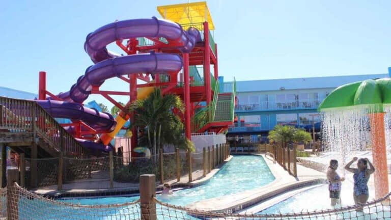 15 Best Orlando Waterpark Hotels Families Will Love